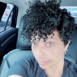 Meet your Posher, Tonya